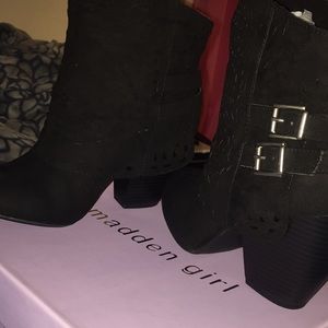 Destroy Black Fabr madden girl ankle boots